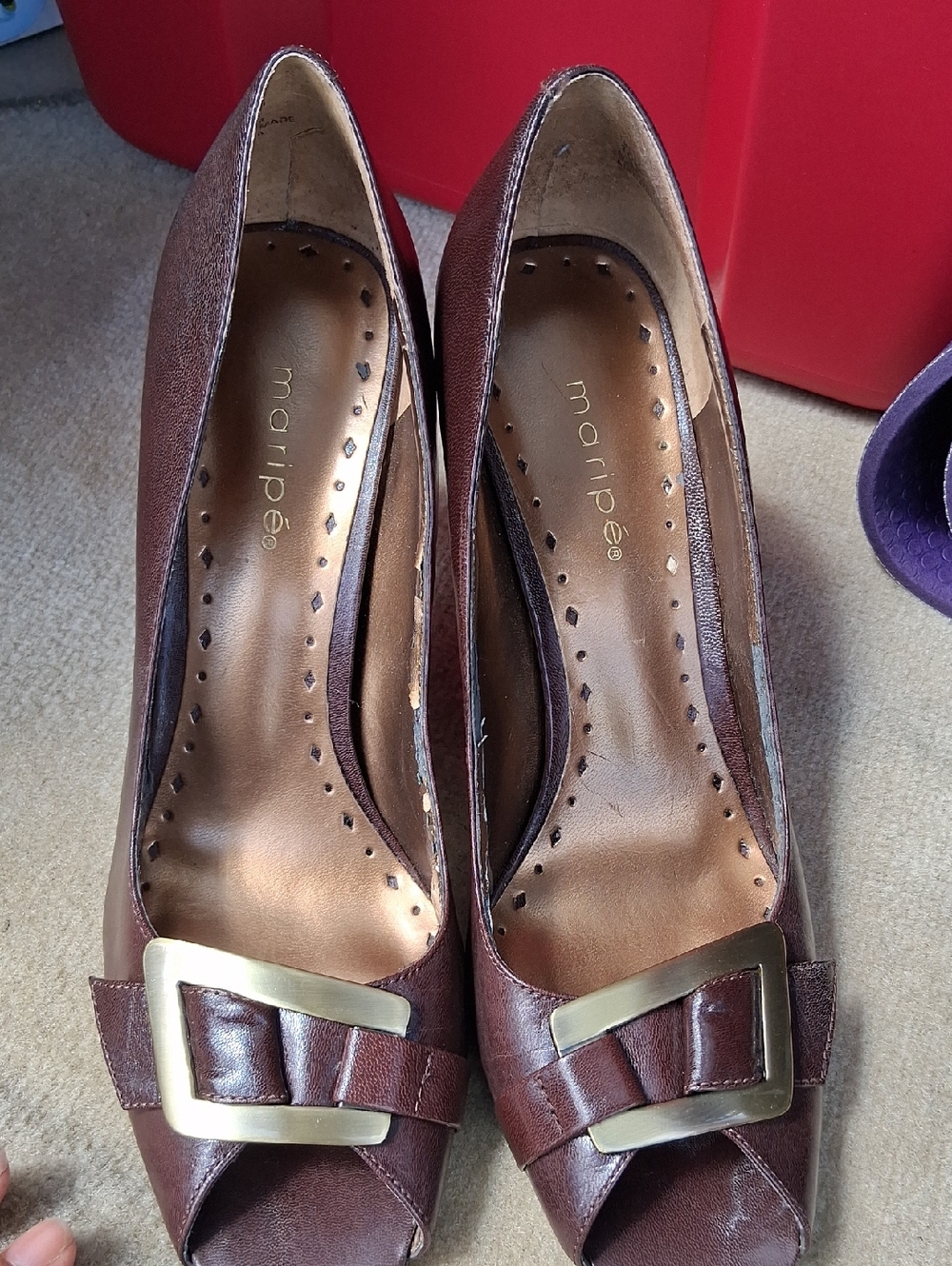 Maripé Brown Leather Peep-Toe Heels with Gold Buckle